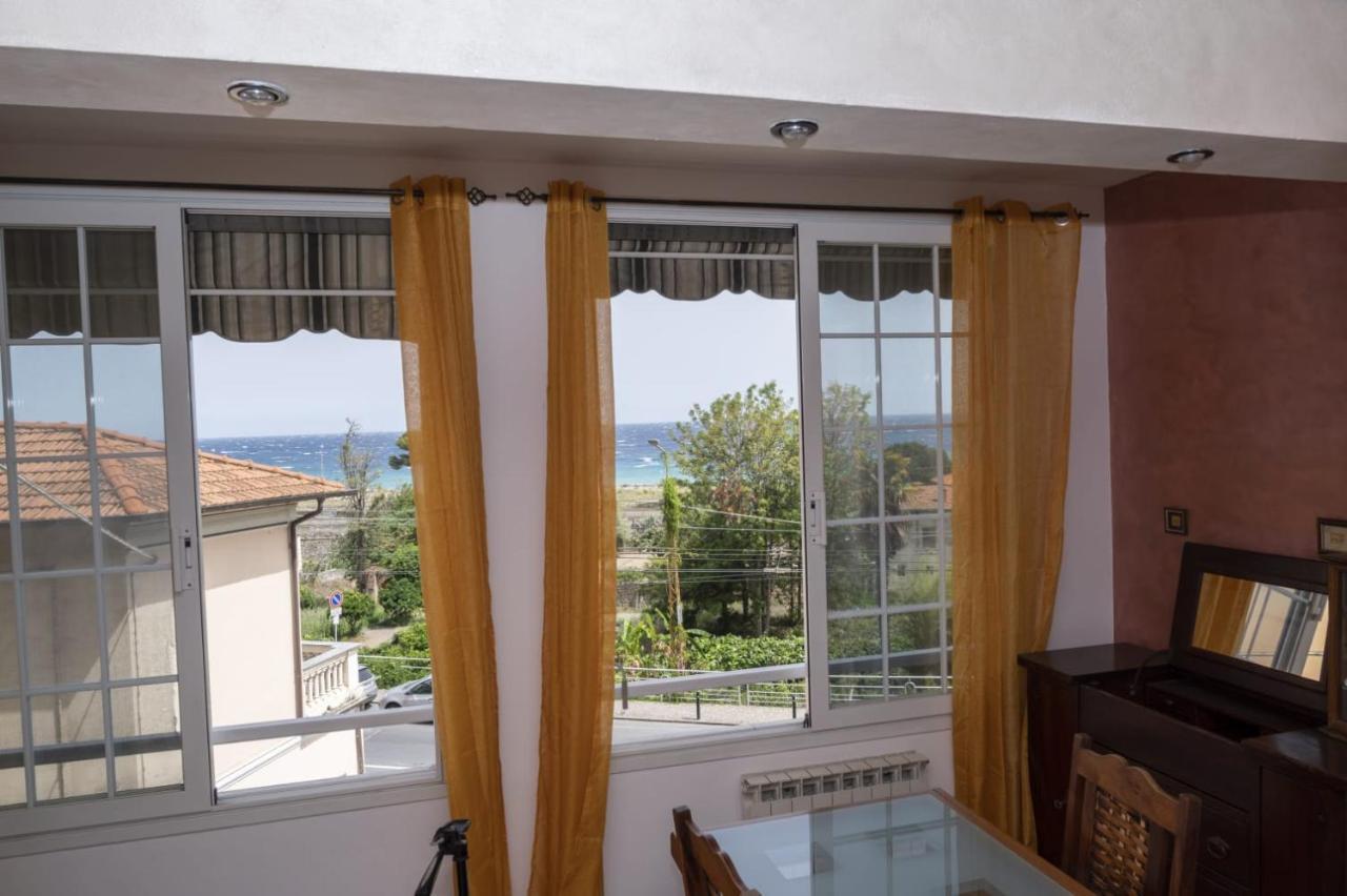 Casa Ambra Mare Appartement Bordighera Buitenkant foto